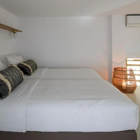 Luxury Bed and breakfast Fira (Santorini)